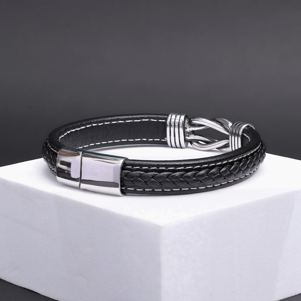 Personalized Infinity Black Leather Bracelet With Custom Engraving Berradas