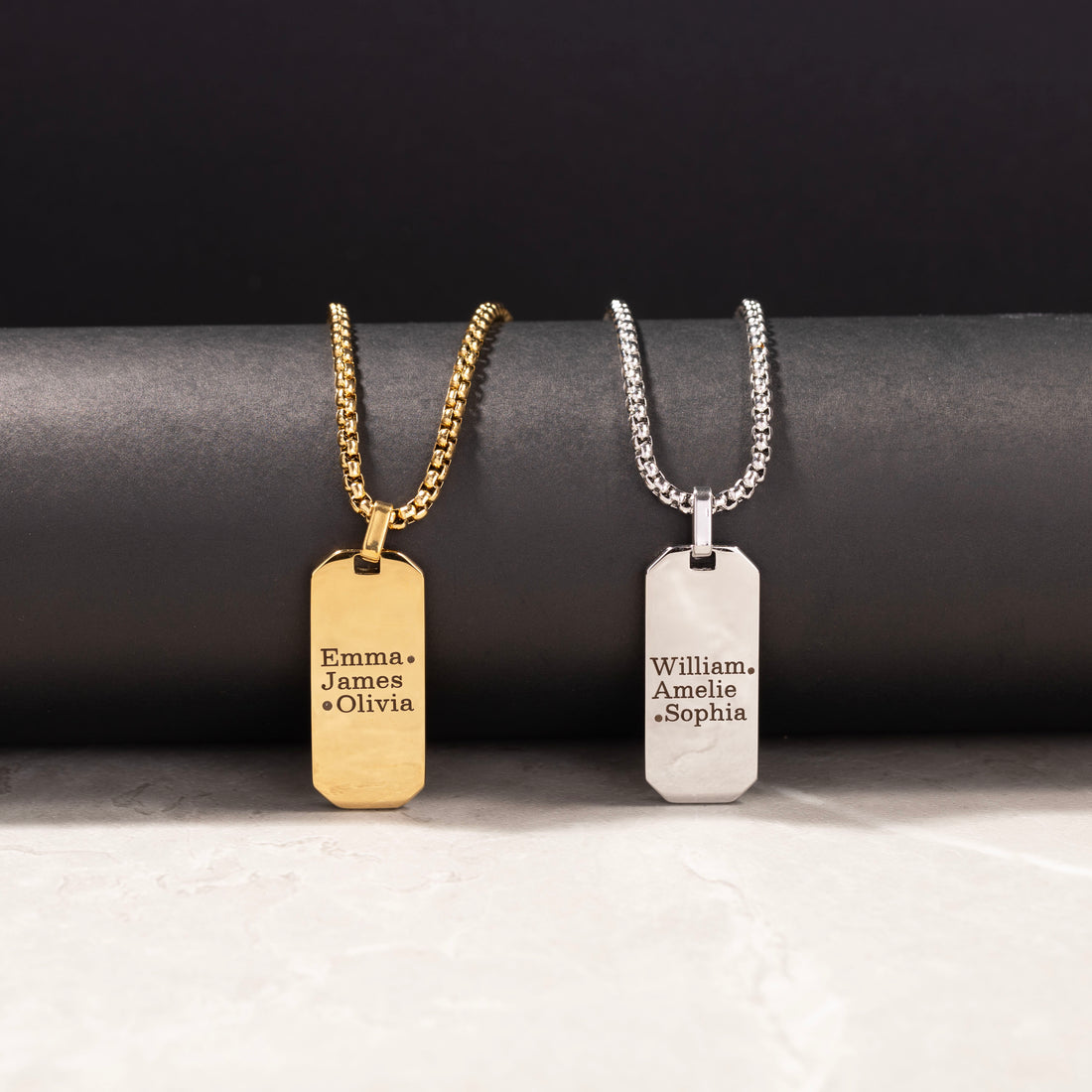 Men’s personalized necklace in silver with engraved coordinates