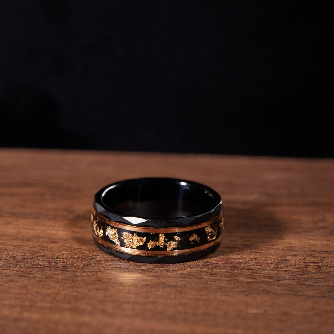 Personalized ring for men, engraved and customized to add a personal touch to this elegant piece of jewelry