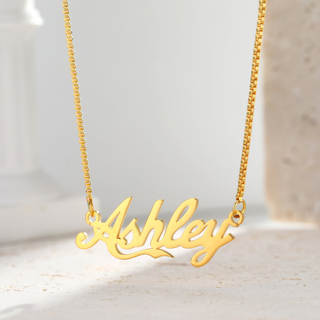 Cursive Custom Name Necklace - Berradas Jewelry