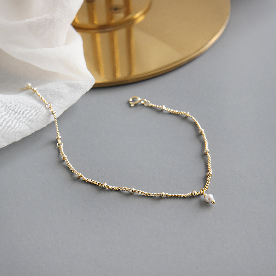 Tiny Pearl Bracelet